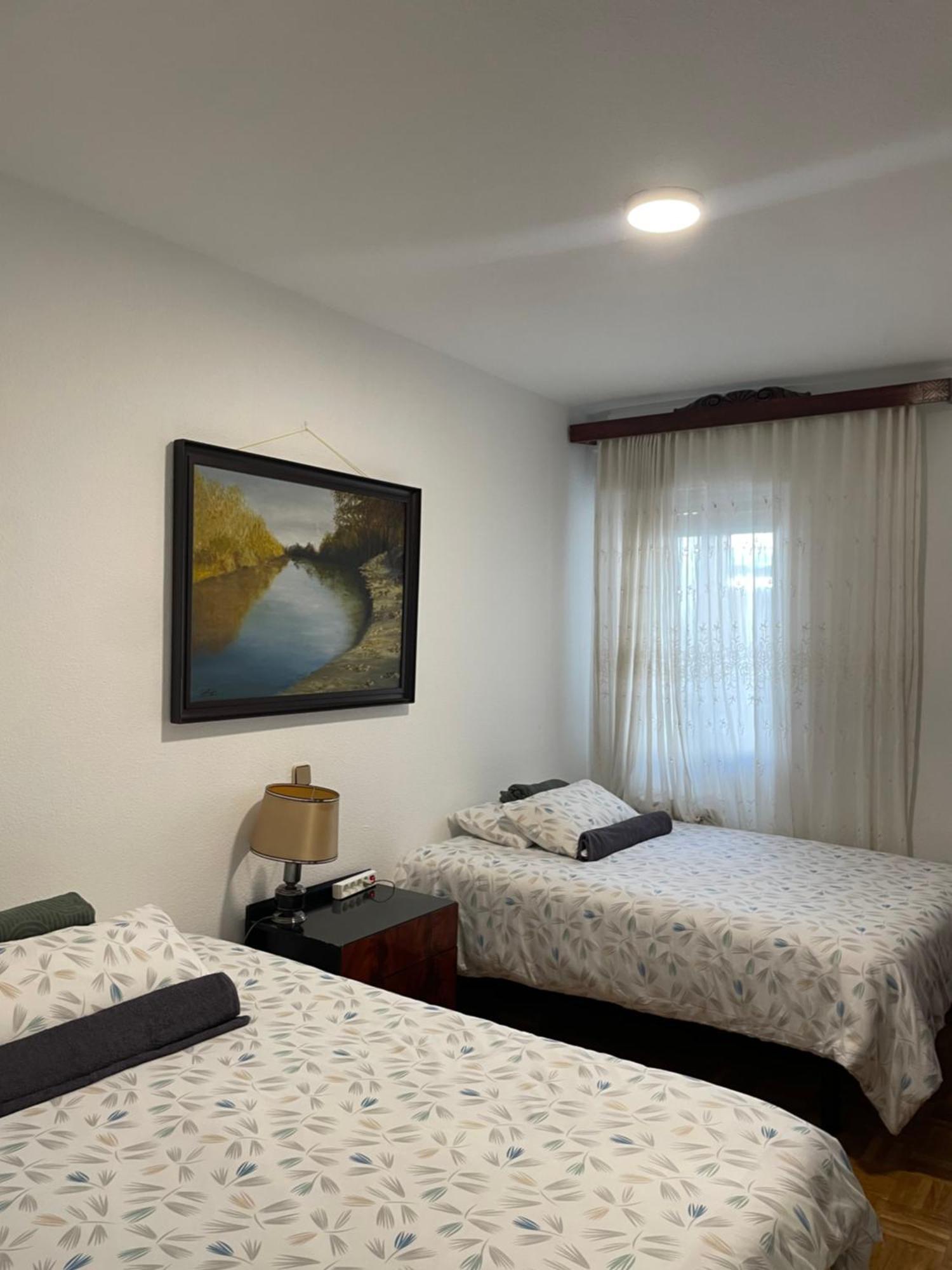 Private Rooms Madrid Atocha Exterior foto