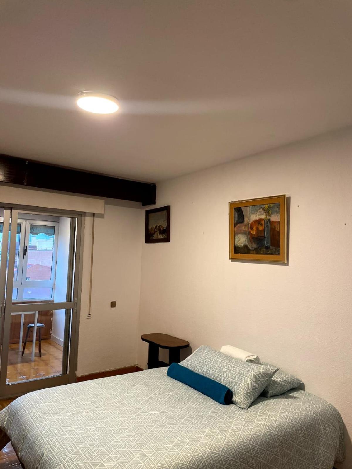 Private Rooms Madrid Atocha Exterior foto