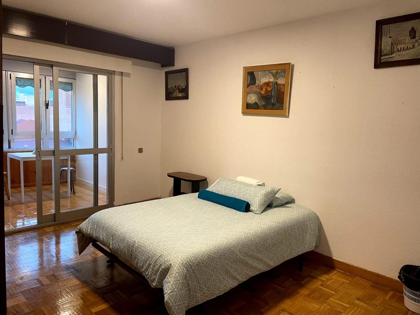Private Rooms Madrid Atocha Exterior foto